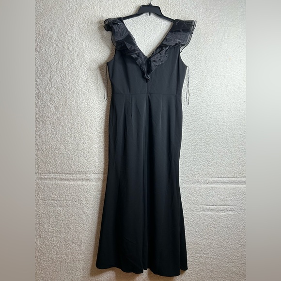 NWT DKNY Womens Black Ruffle Sleeveless V-Neck Maxi Dress Gown SIZE 16 - Picture 2 of 11